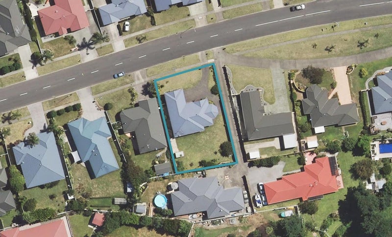 92 Potae Avenue, Lytton West, Gisborne - Carousel 1