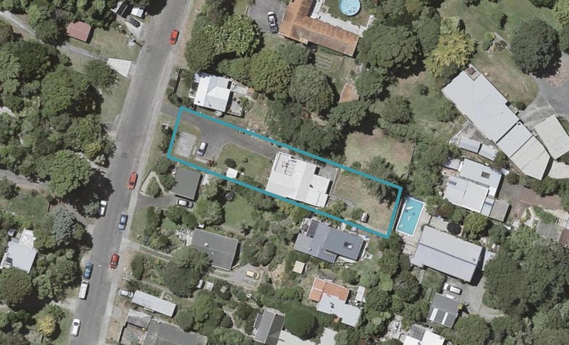 22 Clunie Avenue, Raumati South, Paraparaumu - Carousel 1