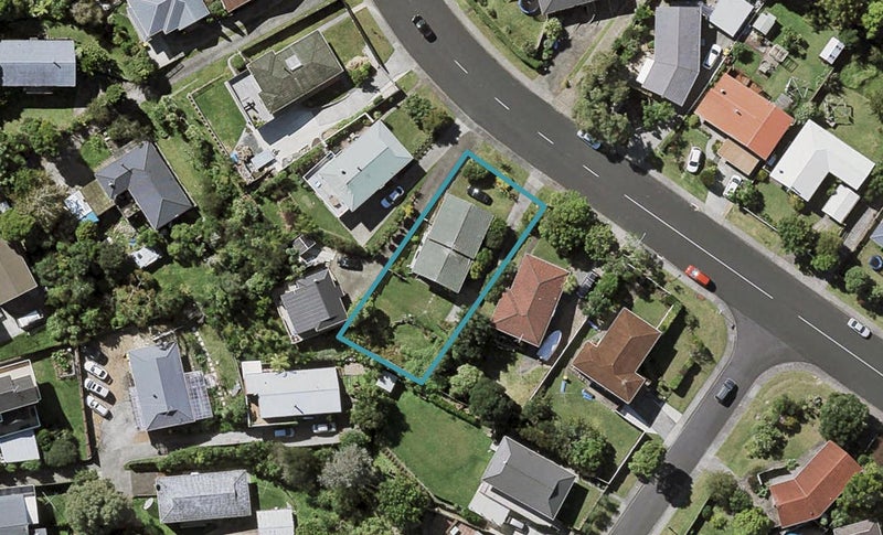 52 Juniper Road, Sunnynook, Auckland - Carousel 1