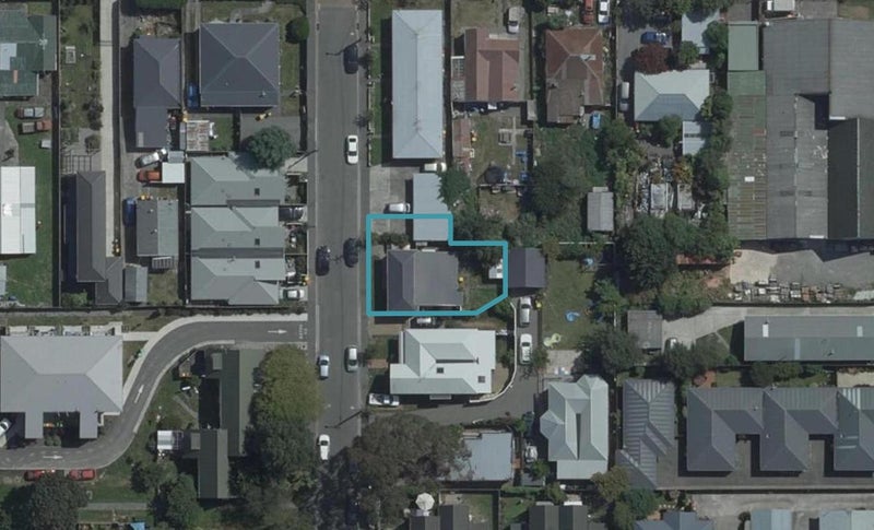 32 Cotterill Street, Addington, Christchurch - Carousel 1