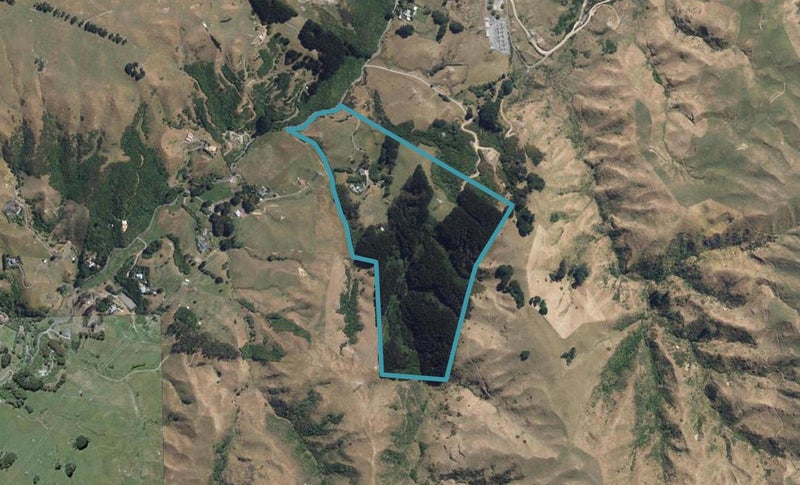 454 Takapu Road, Takapu Valley, Wellington - Carousel 1