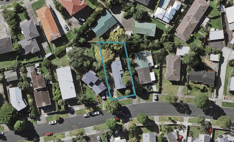 24A Strong Street, Saint Johns, Auckland - Carousel 1