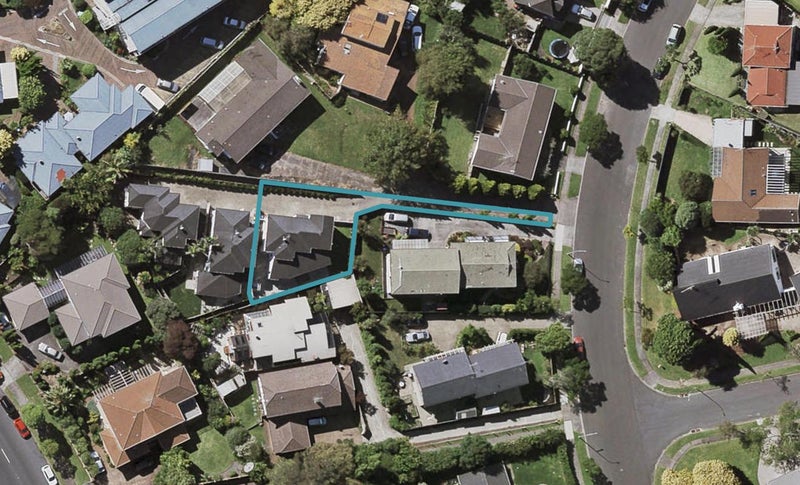 24A Pyatt Crescent, Saint Johns, Auckland - Carousel 1