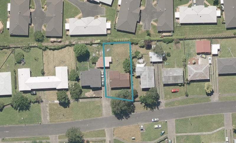 25 Hackett Street, Whanganui East, Whanganui - Carousel 1