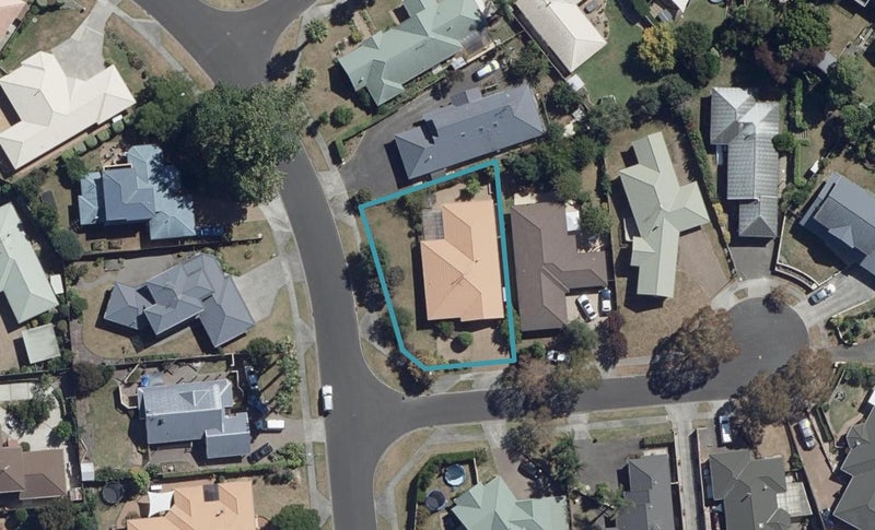 1 Jersey Place, Grandview Heights, Hamilton - Carousel 1