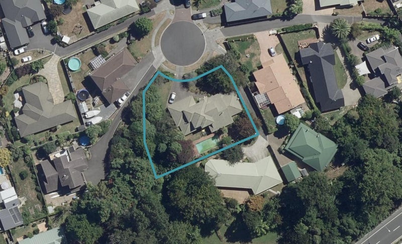 17 Pascal Place, Flagstaff, Hamilton - Carousel 1