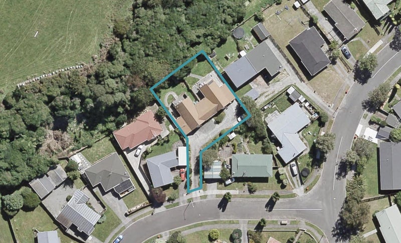 6B Tulsa Grove, Totara Park, Upper Hutt - Carousel 1