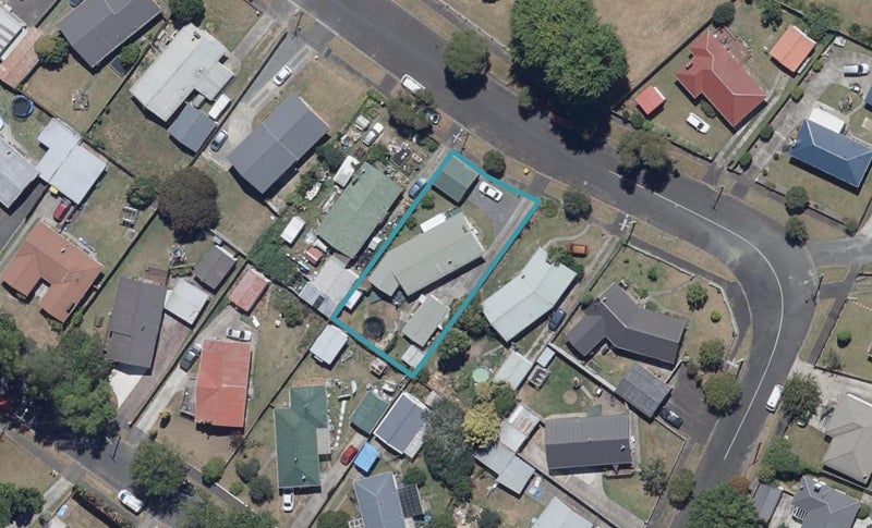 5 Chelmsford Street, Silverdale, Hamilton - Carousel 1