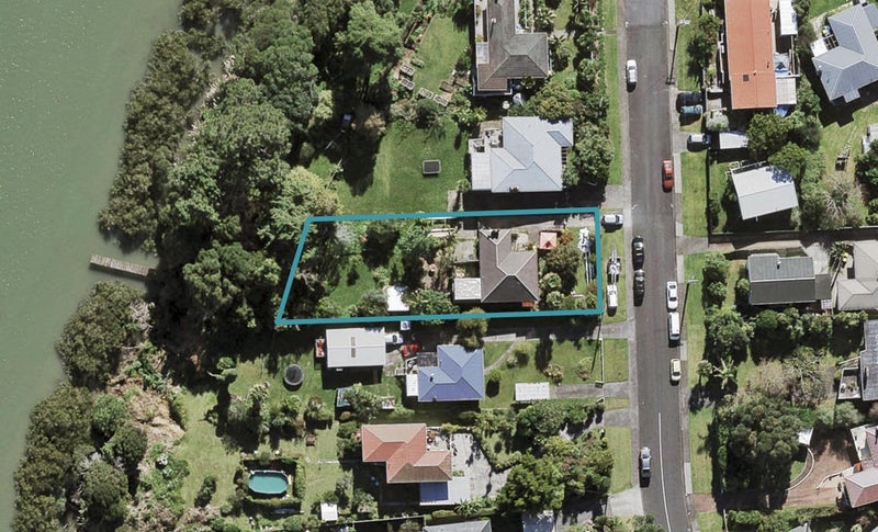 40 Abbotleigh Avenue, Te Atatu Peninsula, Auckland - Carousel 1