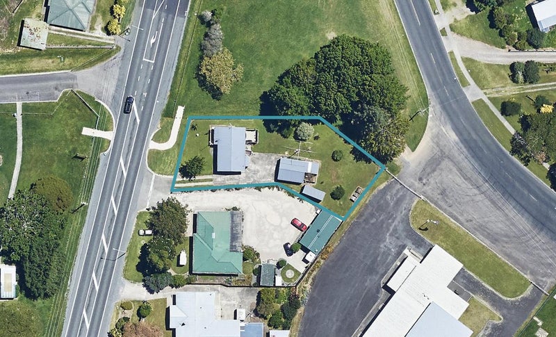 223 State Highway 33, Paengaroa, Te Puke - Carousel 1