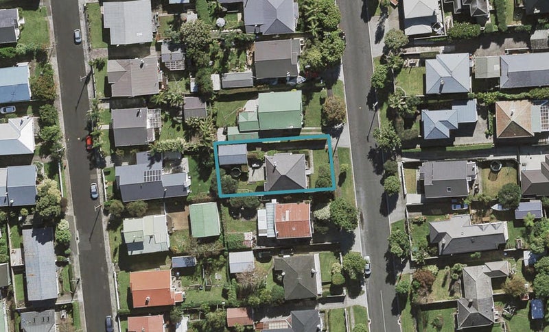 18 Mariri Road, Onehunga, Auckland - Carousel 1