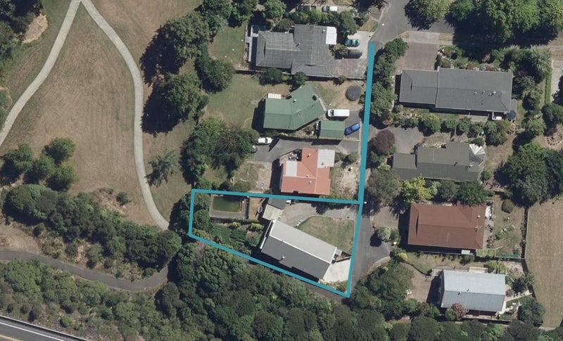 39 Brookview Court, Queenwood, Hamilton - Carousel 1