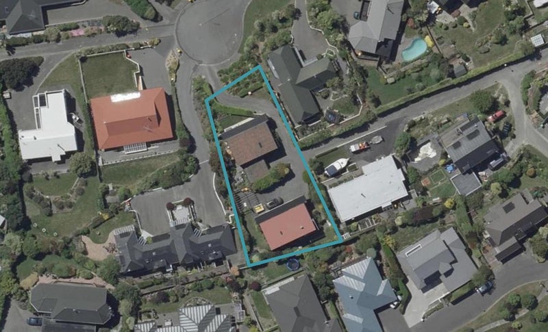 11A Petworth Place, Westmorland, Christchurch - Carousel 1