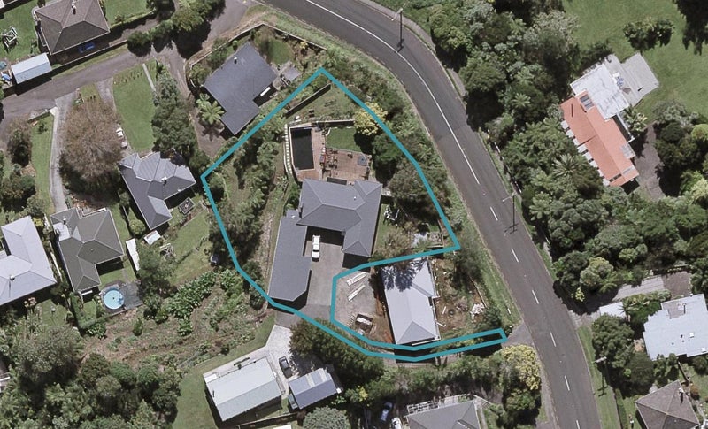 100 Seaview Road, Westown, New Plymouth - Carousel 1