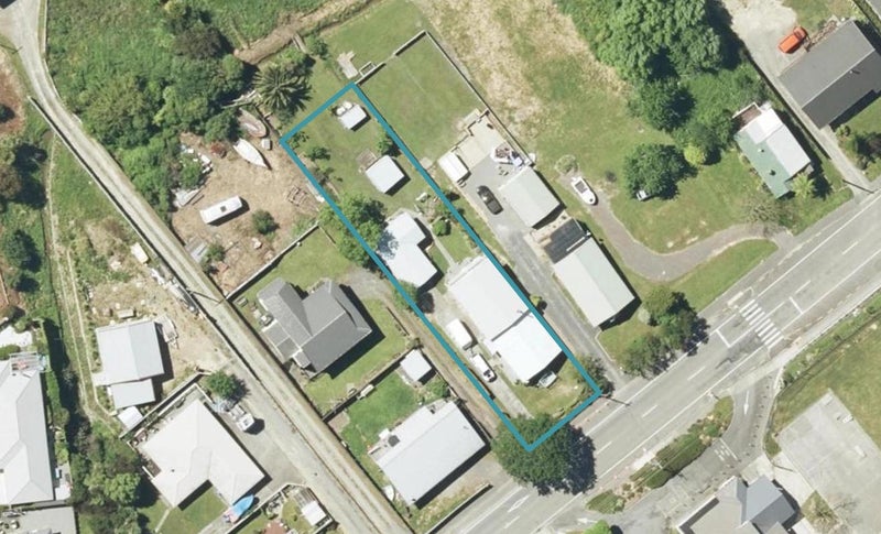 263 Waikawa Road, Waikawa, Picton - Carousel 1