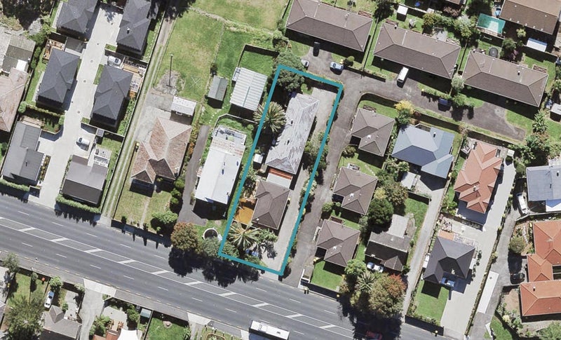 2/3197 Great North Road, New Lynn, Auckland - Carousel 1