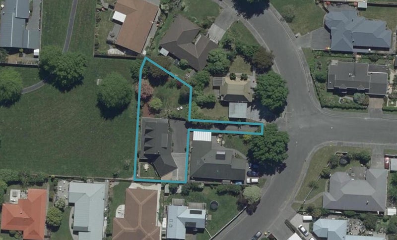 79A Regency Crescent, Redwood, Christchurch - Carousel 1