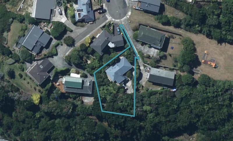 13 Moray Place, Papakowhai, Porirua - Carousel 1