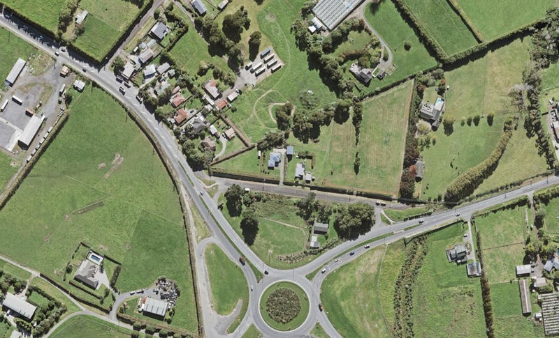 2 Brigham Creek Road, Whenuapai, Auckland - Carousel 1