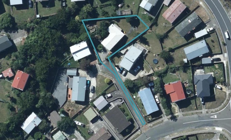 61 Desert Gold Street, Ascot Park, Porirua - Carousel 1