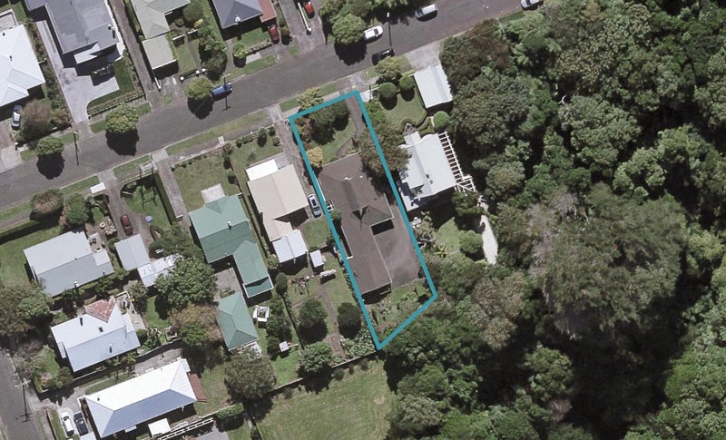 20 Timandra Street, Welbourn, New Plymouth - Carousel 1