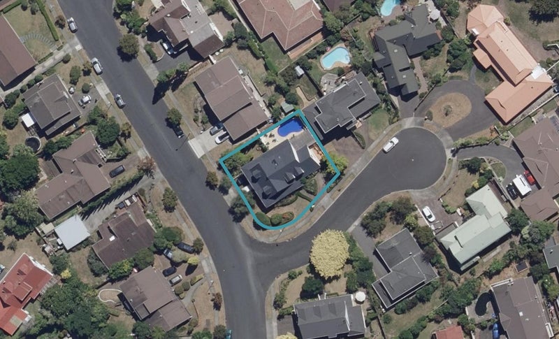 1 Epsom Place, Chartwell, Hamilton - Carousel 1