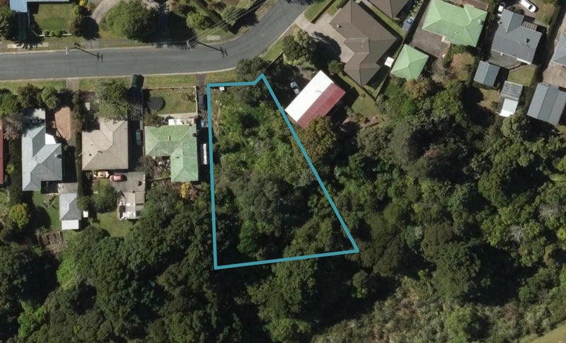 13 George Point Road, Onerahi, Whangārei - Carousel 1