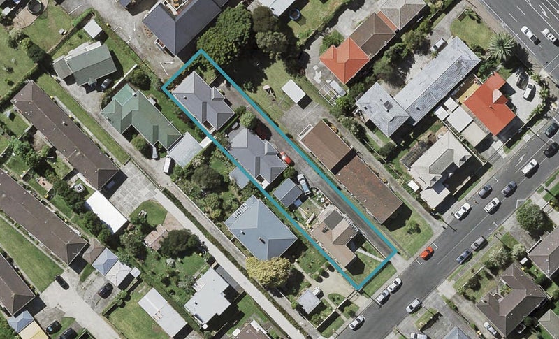 2/3 Dominion Street, Takapuna, Auckland - Carousel 1