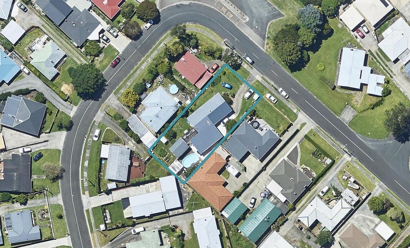 42 Faulkner Street, Gate Pa, Tauranga - Carousel 1