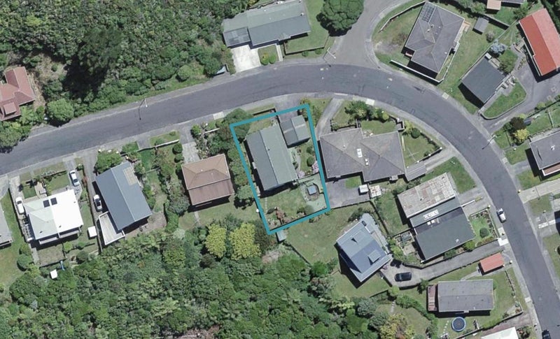 73 Percy Dyett Drive, Karori, Wellington - Carousel 1