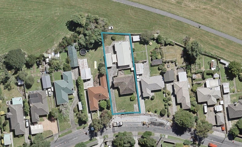 2/36 McLeod Street, Elderslea, Upper Hutt - Carousel 1