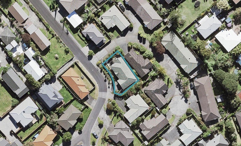 28 Copplestone Place, New Lynn, Auckland - Carousel 1