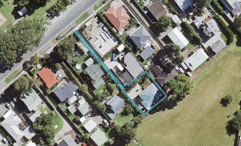 172C Henderson Valley Road, Henderson, Auckland - Carousel 1