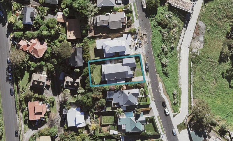 21 Huka Road, Birkenhead, Auckland - Carousel 1