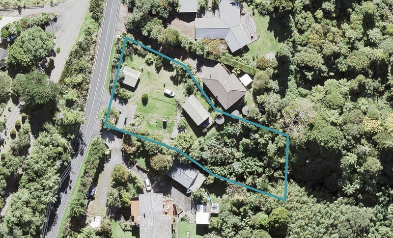 332 Forest Hill Road, Waiatarua, Auckland - Carousel 1