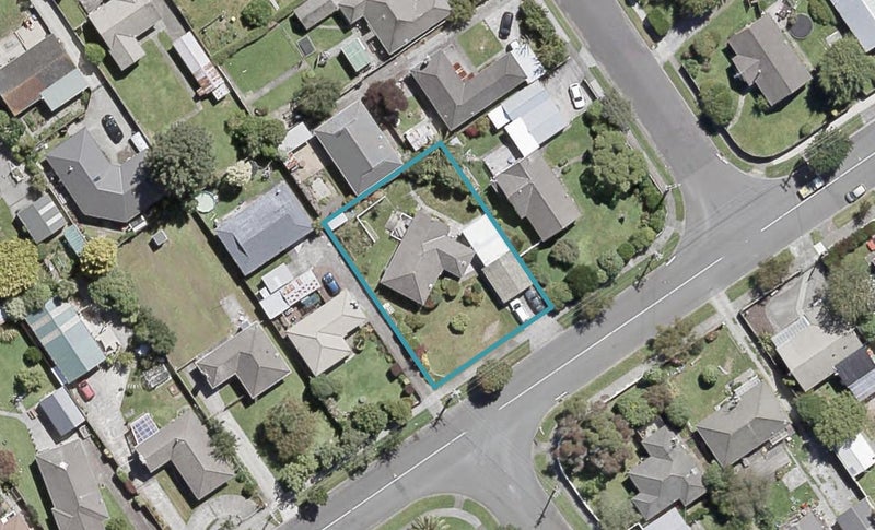 24 Shakespeare Avenue, Trentham, Upper Hutt - Carousel 1
