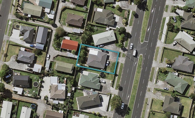 208 Te Irirangi Drive, Flat Bush, Auckland - Carousel 1