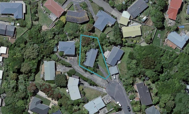 25 Alwyn Place, Newlands, Wellington - Carousel 1