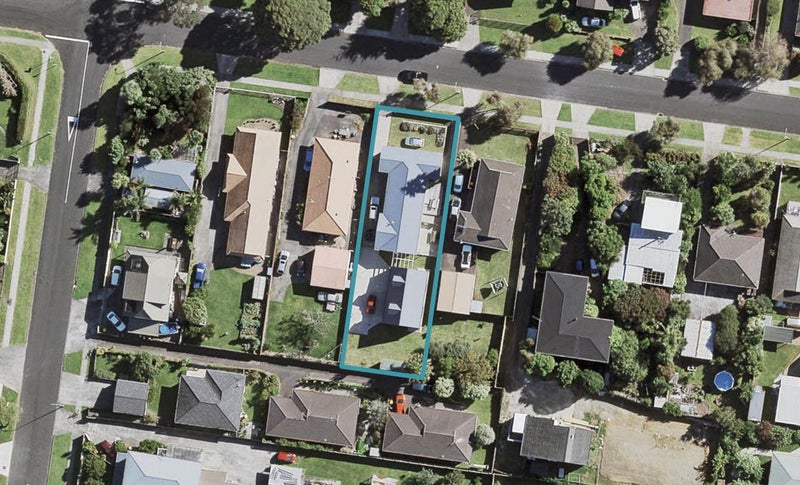 46 Waimai Avenue, Weymouth, Auckland - Carousel 1