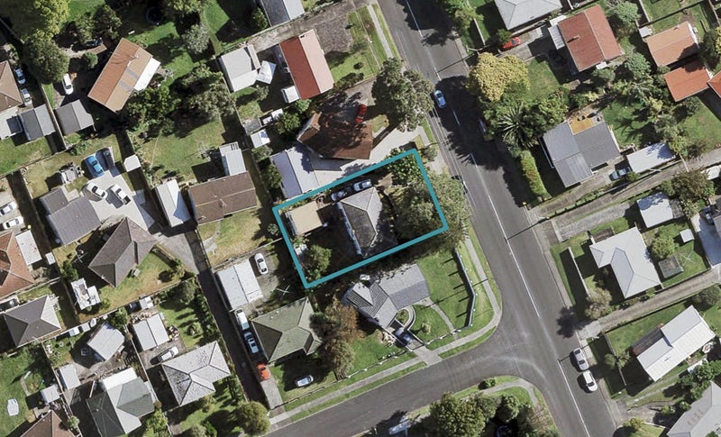 169 Coxhead Road, Wattle Downs, Auckland - Carousel 1