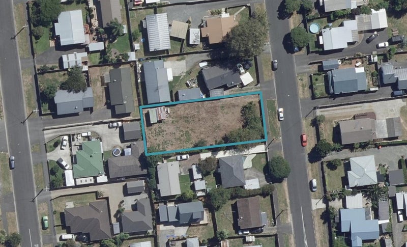 11 Smith Street, Frankton, Hamilton - Carousel 1