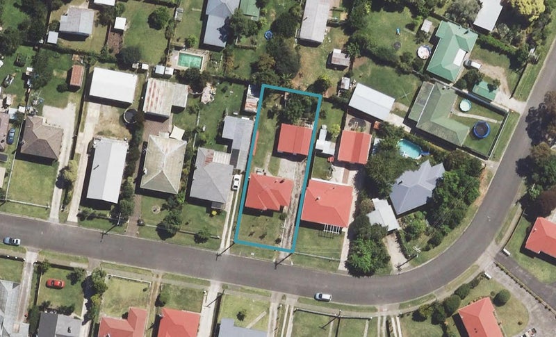 11 Tolerton Avenue, Elgin, Gisborne - Carousel 1