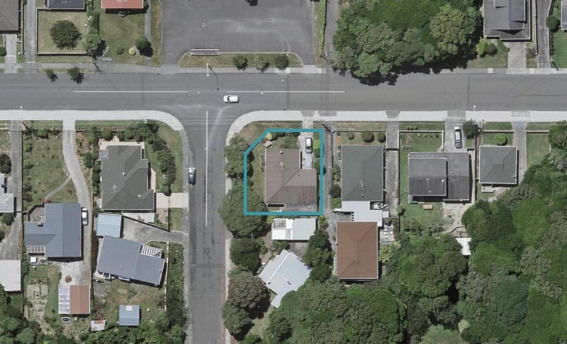 50 Ngaio Road, Waikanae - Carousel 1