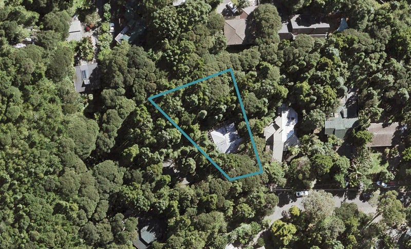 16 Brownie Road, Laingholm, Auckland - Carousel 1