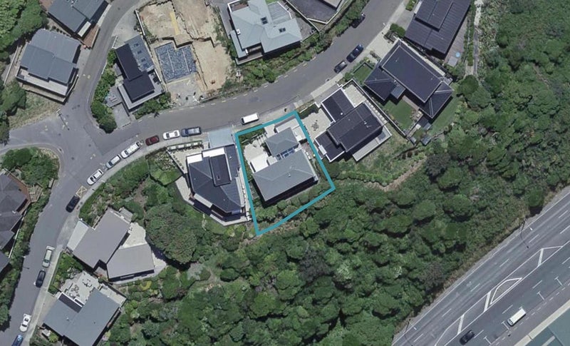 36 Cameron Street, Kaiwharawhara, Wellington - Carousel 1