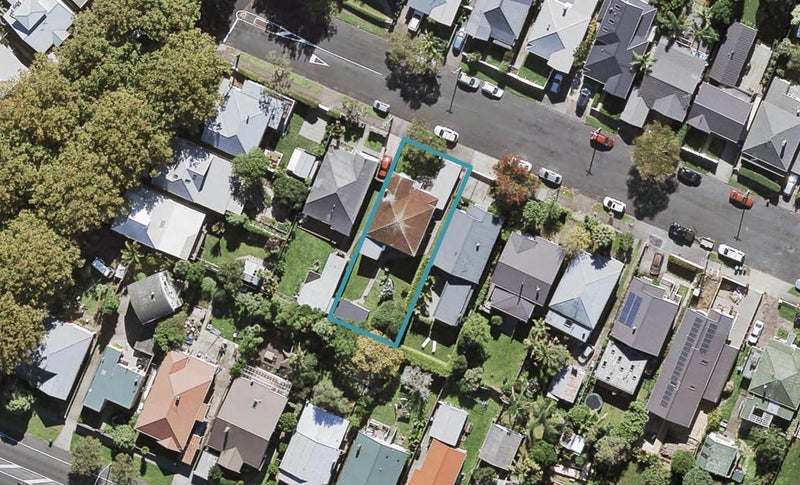 36 Sherwood Avenue, Grey Lynn, Auckland - Carousel 1
