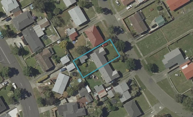 48 Halswell Crescent, Westbrook, Palmerston North - Carousel 1