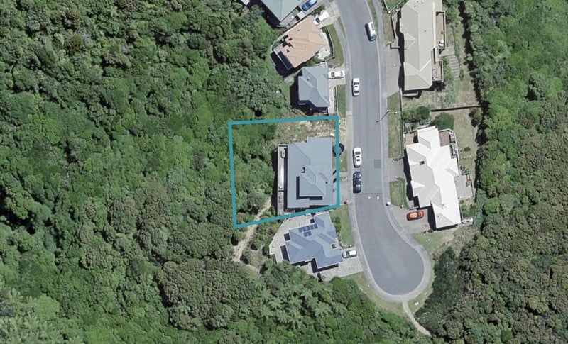 44 Landsdowne Terrace, Karori, Wellington - Carousel 1