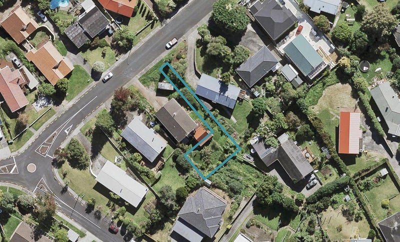 47D Marlborough Avenue, Glenfield, Auckland - Carousel 1