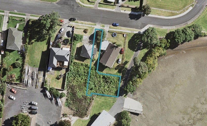 27B Greers Road, Weymouth, Auckland - Carousel 1